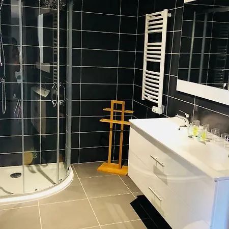 Appt Moderne Vieil 3 Piec