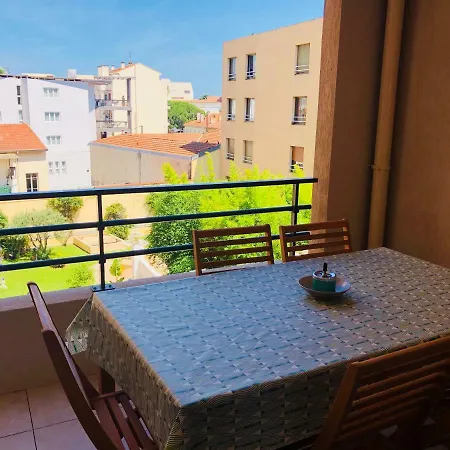 Appt Moderne Vieil 3 Piec Apartment *
